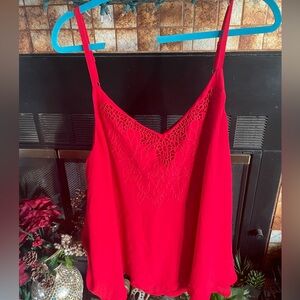 Torrid red tank